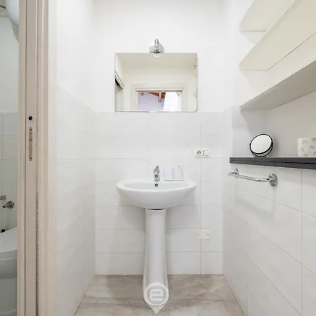 Estay - The Corner House Casa de hóspedes 3*