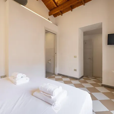 Estay - The Corner House 3* Cagliari