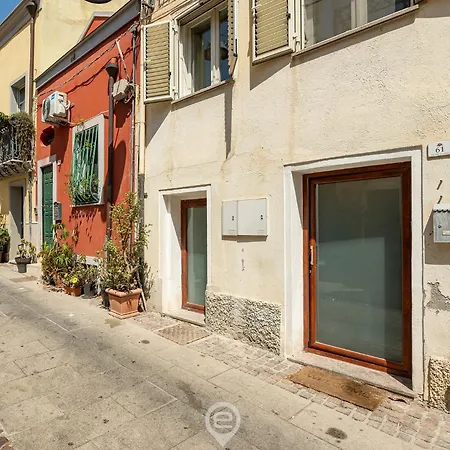 Estay - The Corner House Cagliari